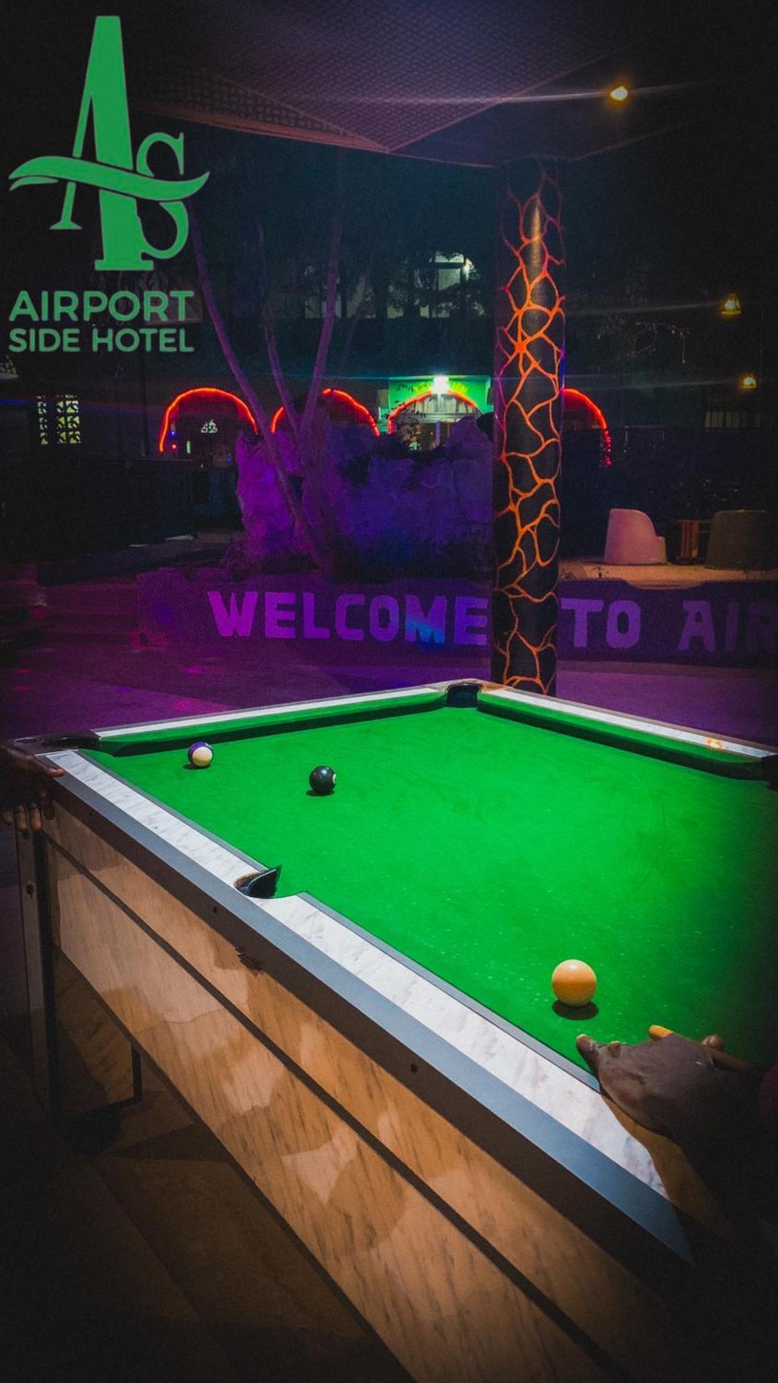 Airport Side Hotel Аккра Экстерьер фото